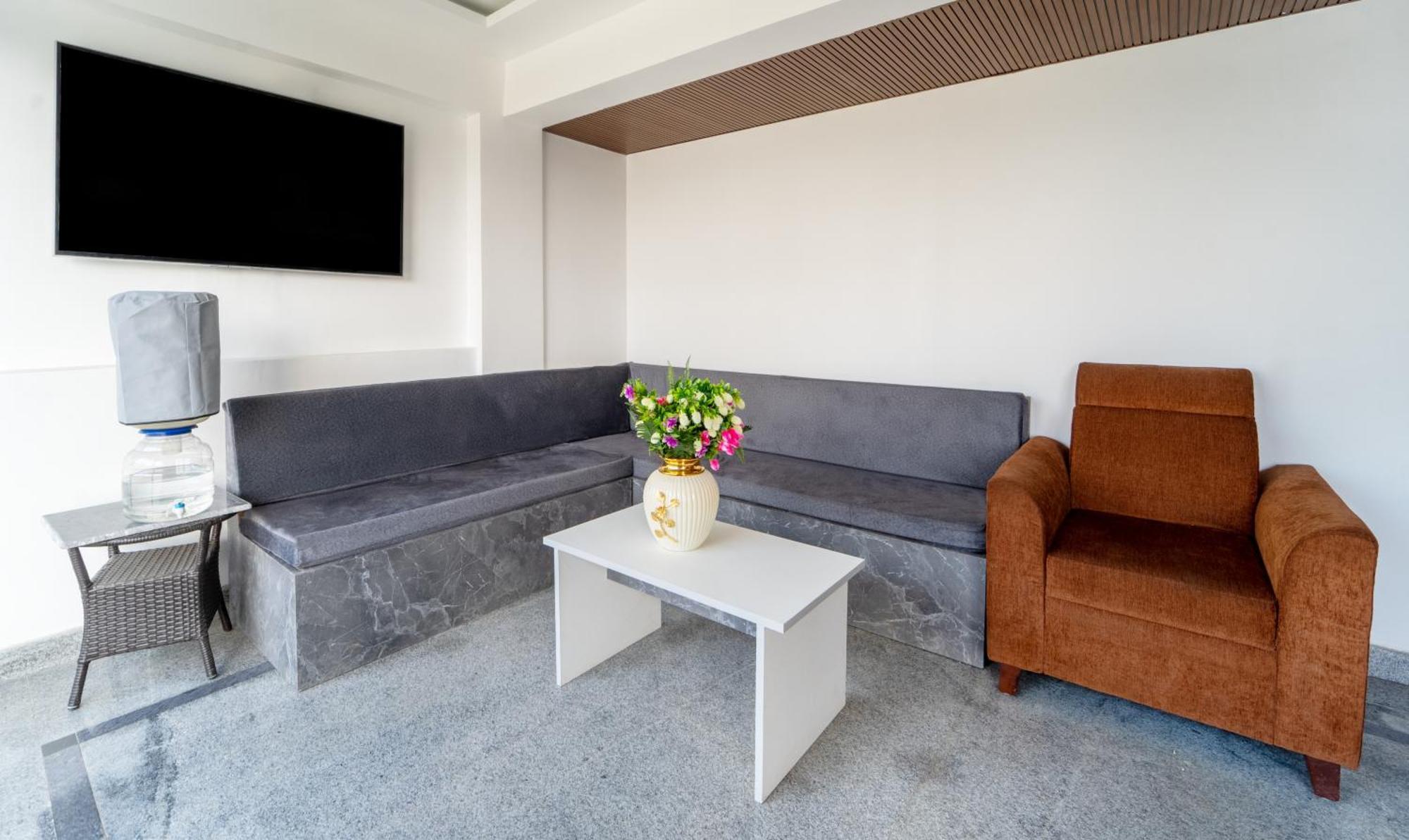 Treebo Skydale Premium Suites, 1500 Mtrs From Ooty Lake Esterno foto